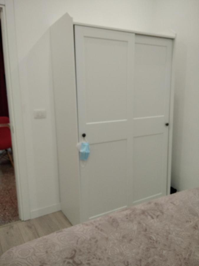 Chiarini22 Apartments Наполи Екстериор снимка