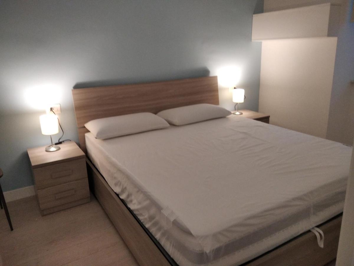Chiarini22 Apartments Наполи Екстериор снимка