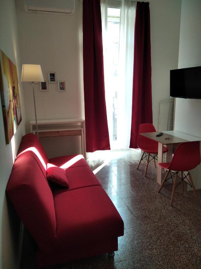 Chiarini22 Apartments Наполи Екстериор снимка