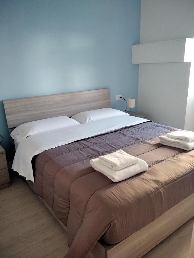 Chiarini22 Apartments Наполи Екстериор снимка