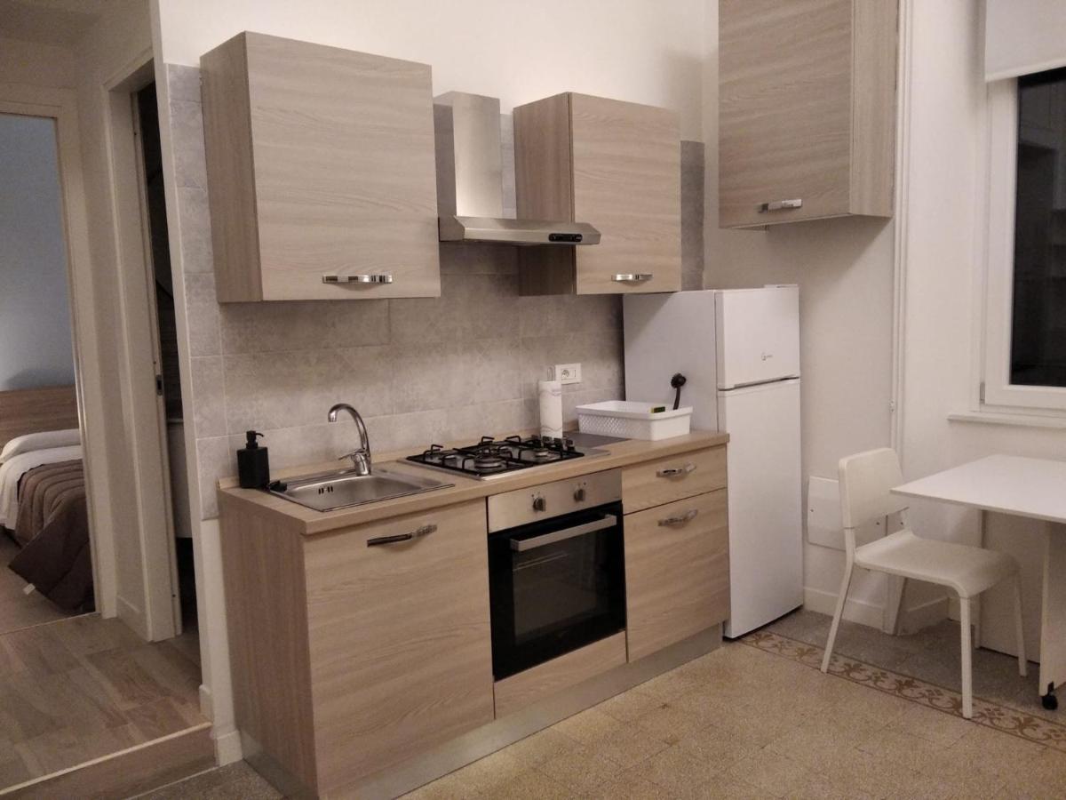 Chiarini22 Apartments Наполи Екстериор снимка