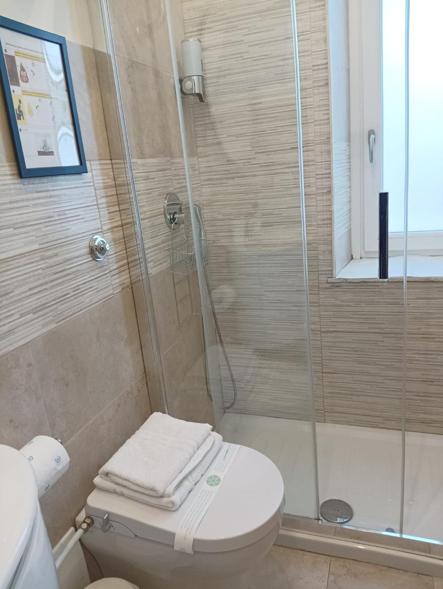 Chiarini22 Apartments Наполи Екстериор снимка