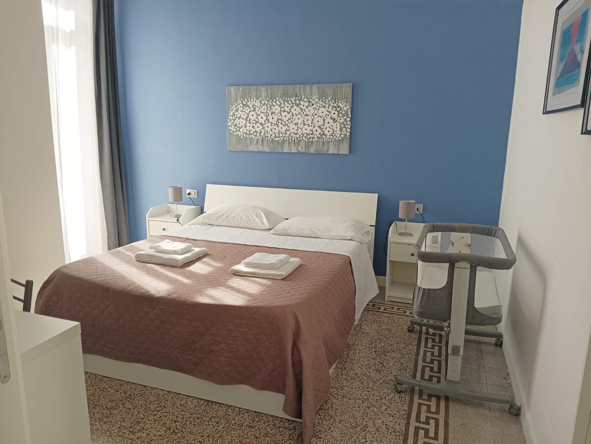 Chiarini22 Apartments Наполи Екстериор снимка